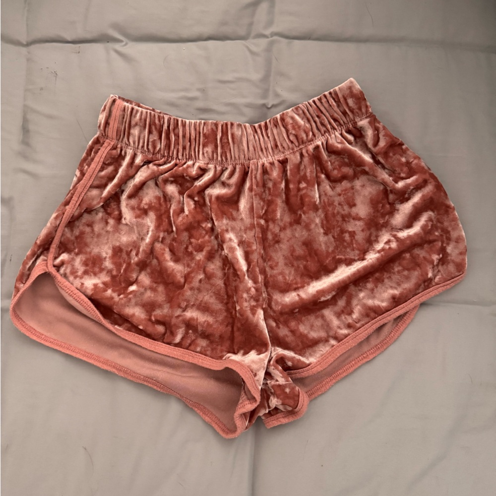 Timing Blush Velvet Shorts